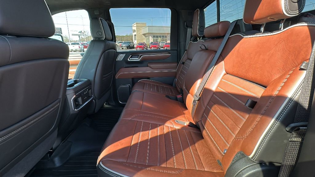 Certified 2025 GMC Sierra 2500 Denali Ultimate image 13