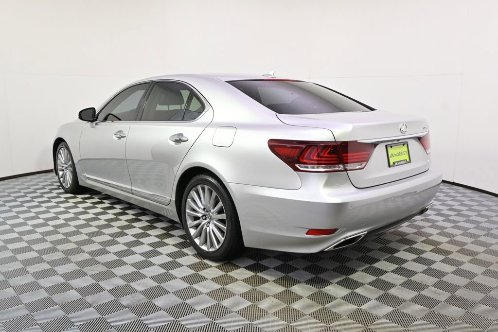 Used 2013 Lexus LS 460 AWD w/ Comfort Pkg image 3