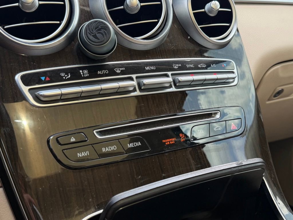 Used 2019 Mercedes-Benz GLC 300 image 18