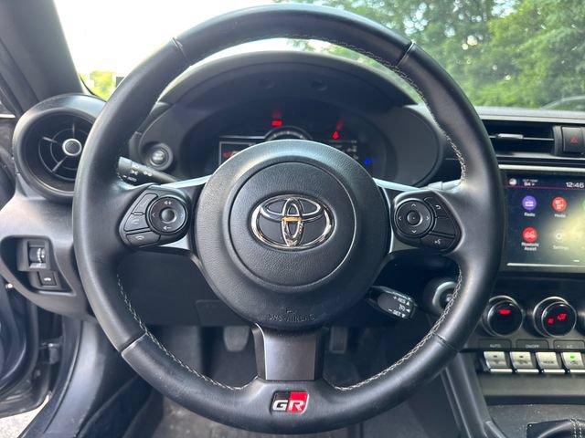 Used 2023 Toyota GR86 RWD image 18
