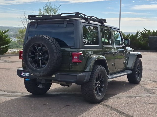 Used 2022 Jeep Wrangler Unlimited Sahara w/ Cold Weather Group AWD/4WD image 5