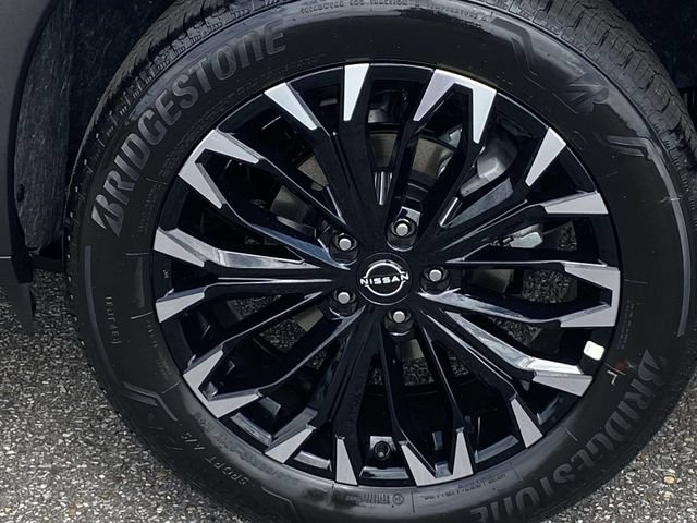 Used 2026 Nissan Rogue Dark Armor FWD image 9