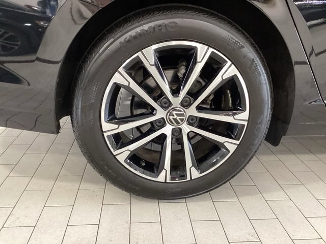 Used 2026 Volkswagen Jetta Sport FWD image 25