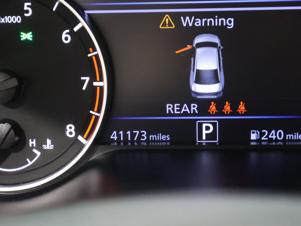 Used 2024 Nissan Altima 2.5 SV image 38