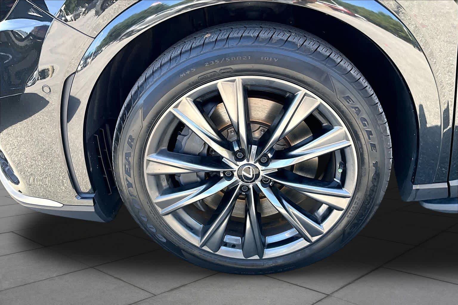 Used 2024 Lexus RX 350 F Sport w/ Convenience Package AWD/4WD image 11