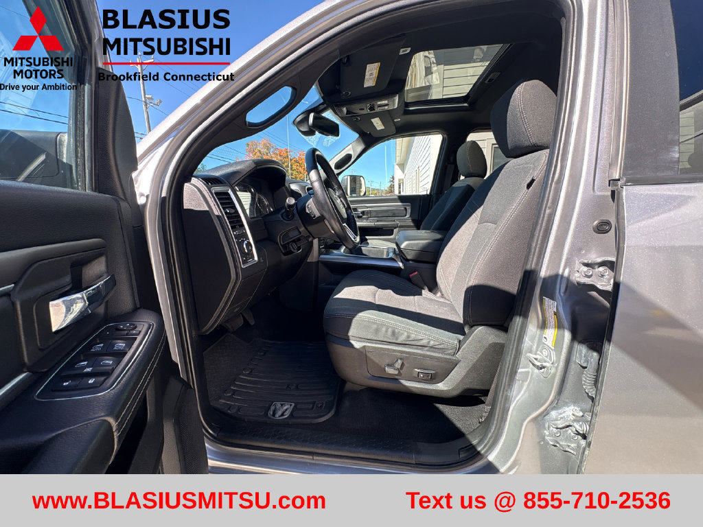 Used 2021 RAM 1500 Warlock AWD/4WD image 17