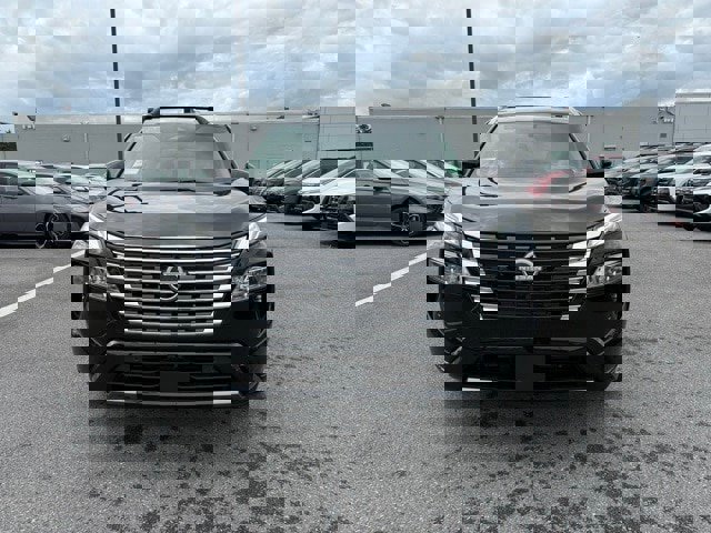 New 2026 Nissan Rogue Platinum w/ Platinum Premium Package image 3