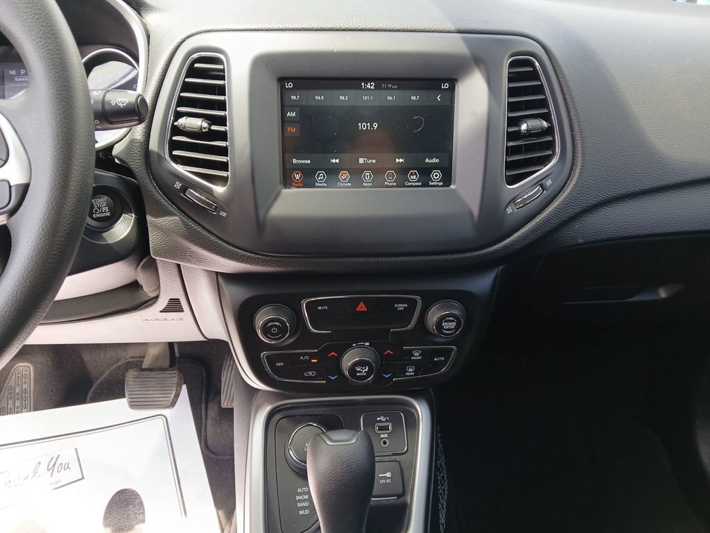 Used 2021 Jeep Compass Sport AWD/4WD image 16