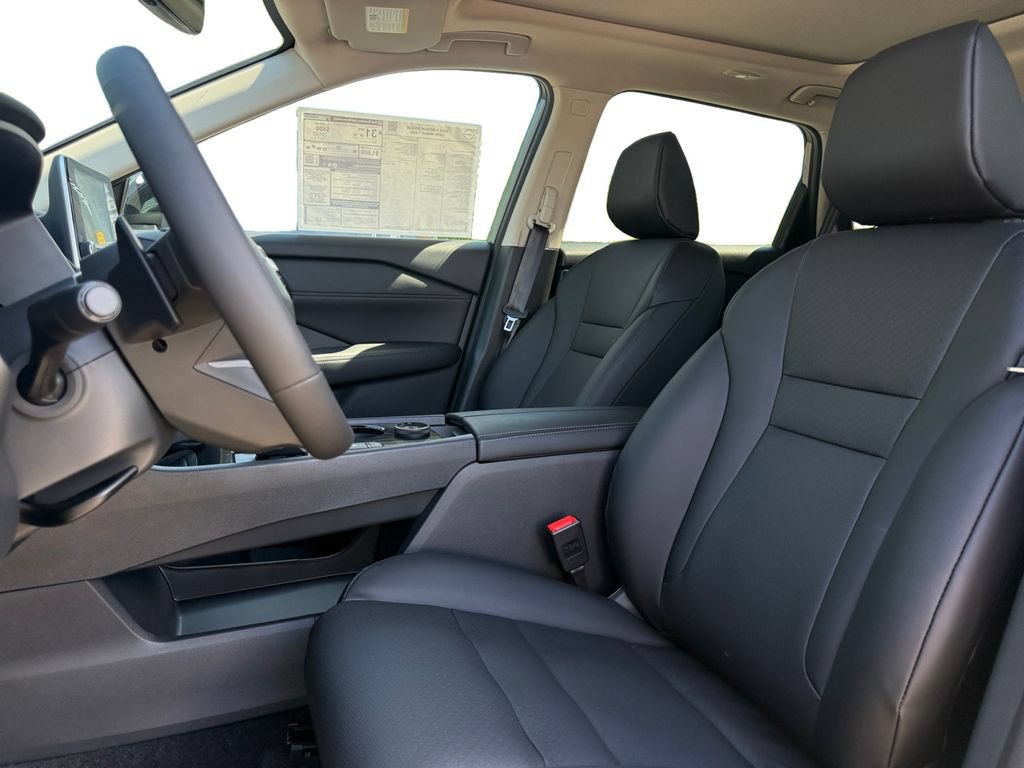 New 2026 Nissan Rogue Dark Armor AWD/4WD image 9