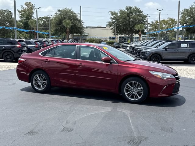 Used 2017 Toyota Camry SE FWD image 5