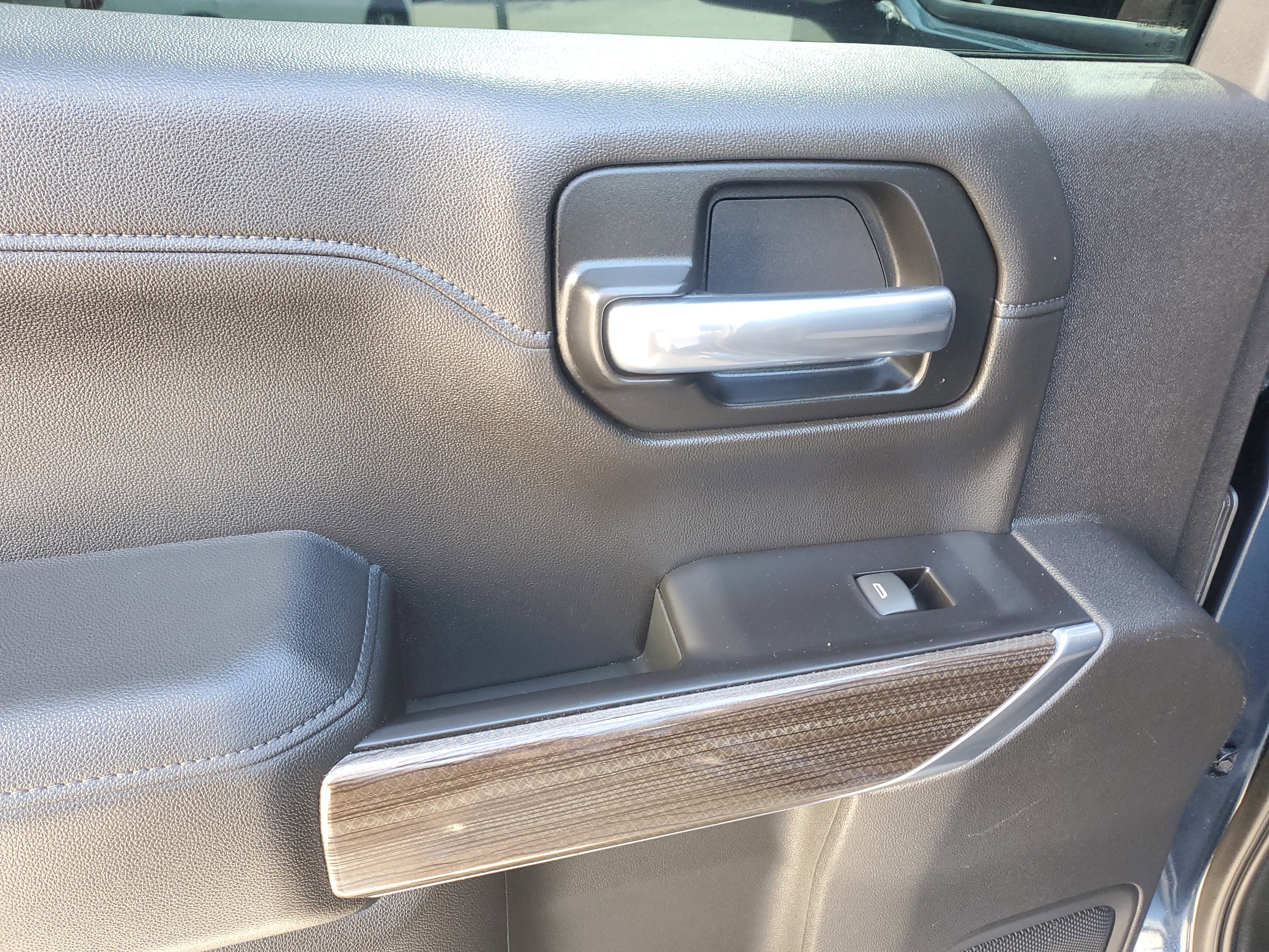 Used 2019 Chevrolet Silverado 1500 RST w/ All-Star Edition image 16