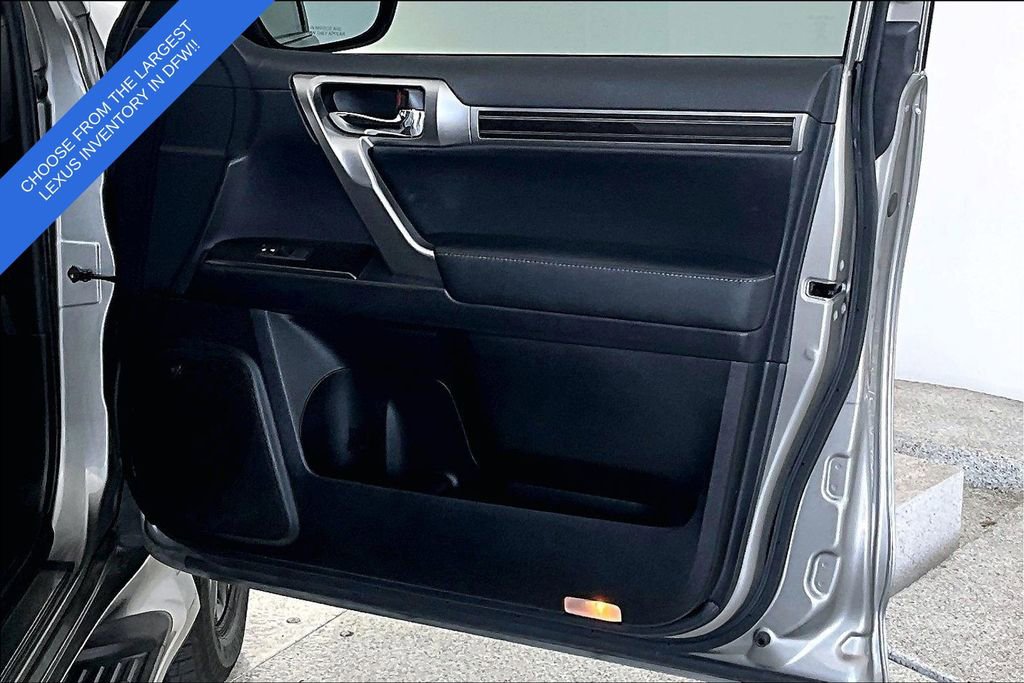 Used 2022 Lexus GX 460 Premium w/ Premium Plus Package image 26