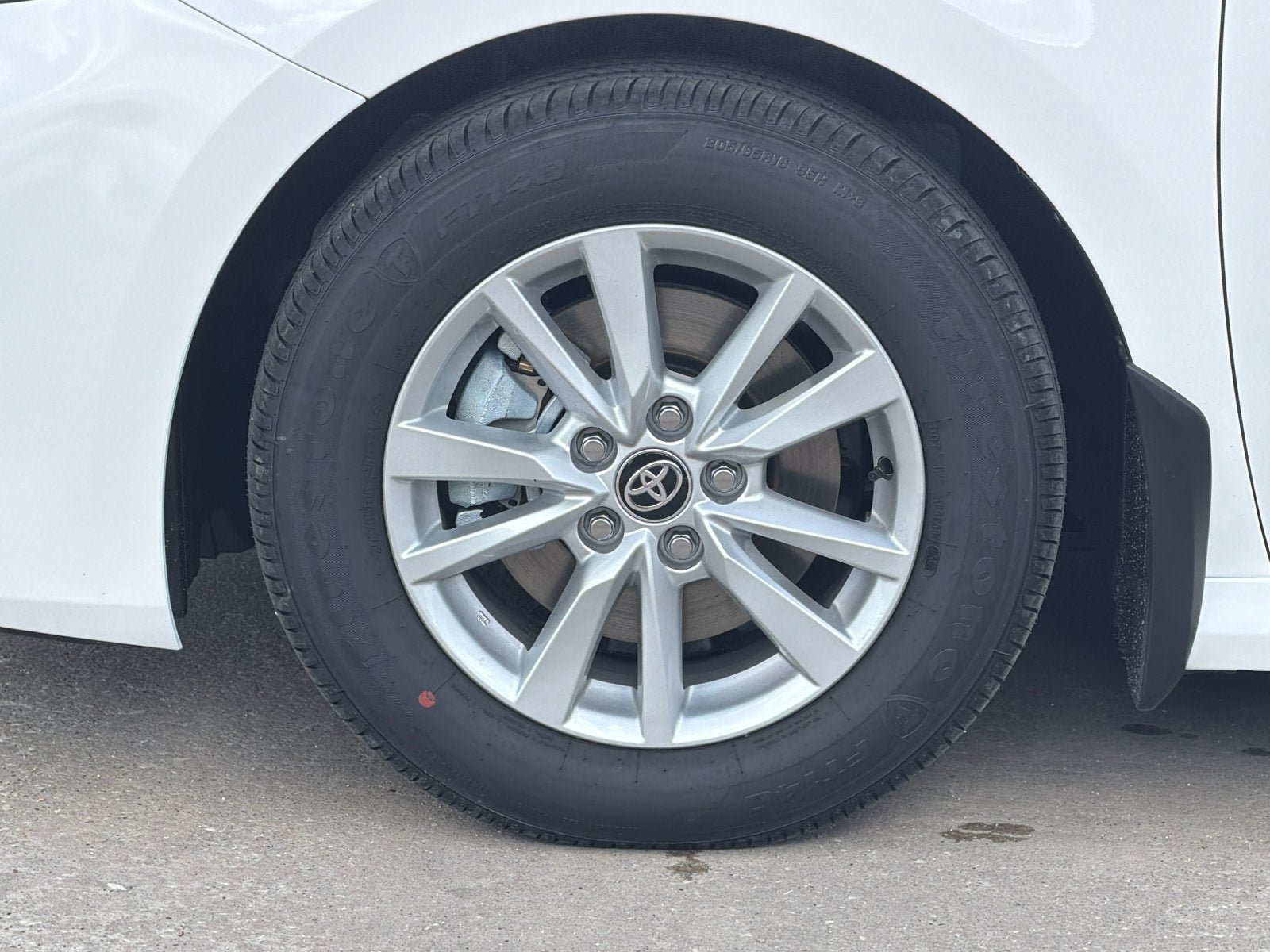 New 2026 Toyota Camry LE w/ Convenience Package FWD image 31