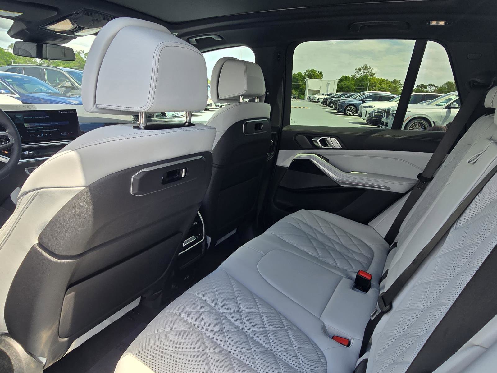 New 2026 BMW X5 sDrive40i w/ M Sport Package image 11