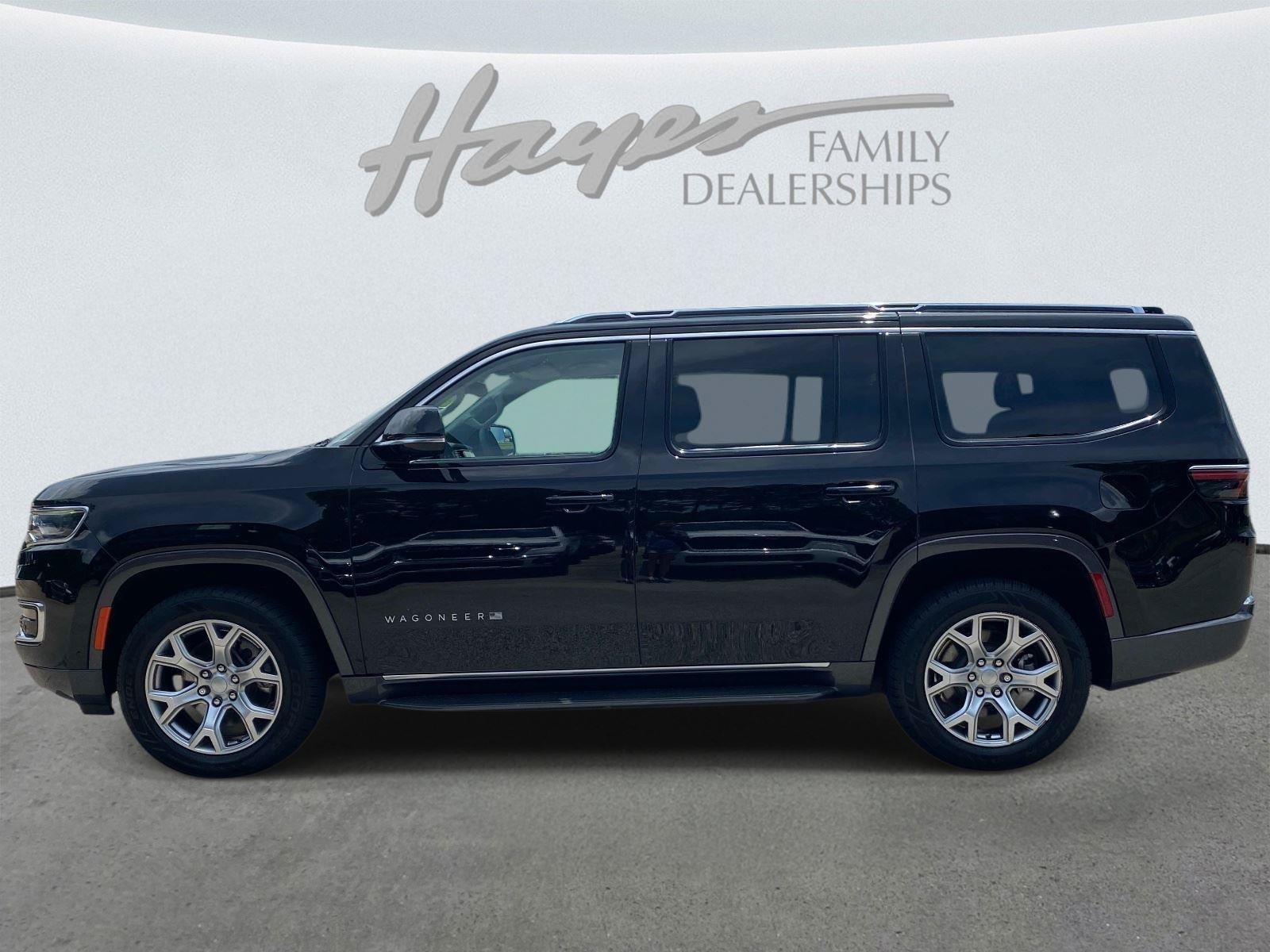 Used 2022 Jeep Wagoneer Series II AWD/4WD image 8
