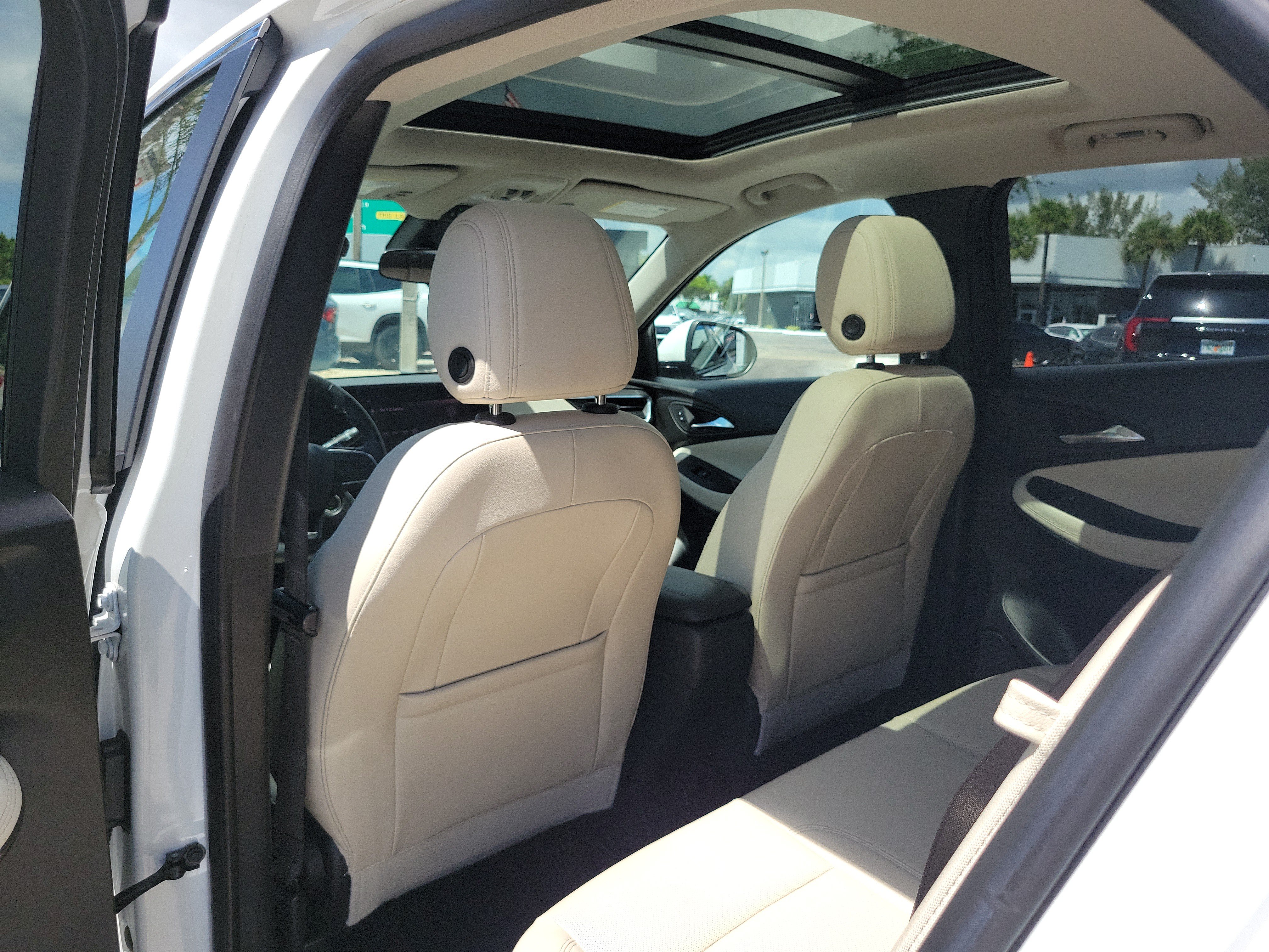 Used 2024 Buick Encore GX Sport Touring w/ Experience Buick Package FWD image 14