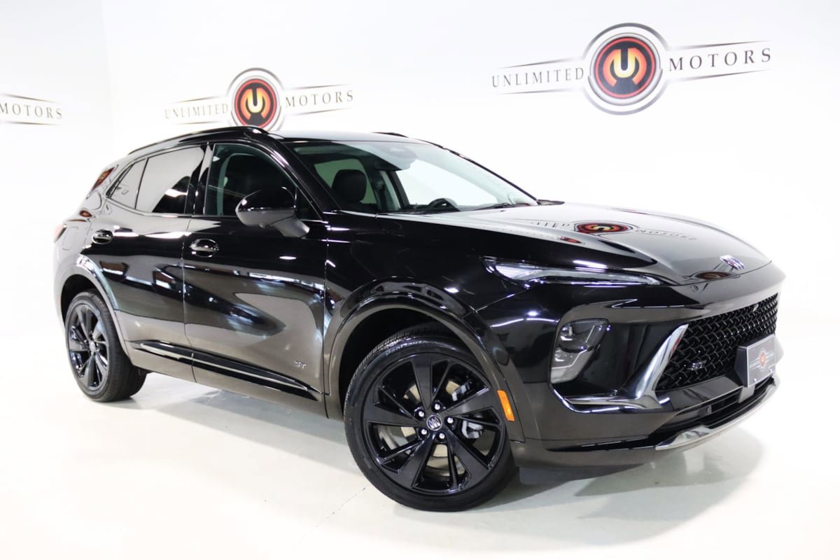 Used 2025 Buick Envision Sport Touring AWD/4WD image 7