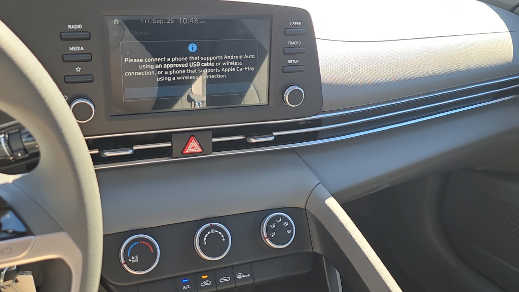 New 2026 Hyundai Elantra SE FWD image 21