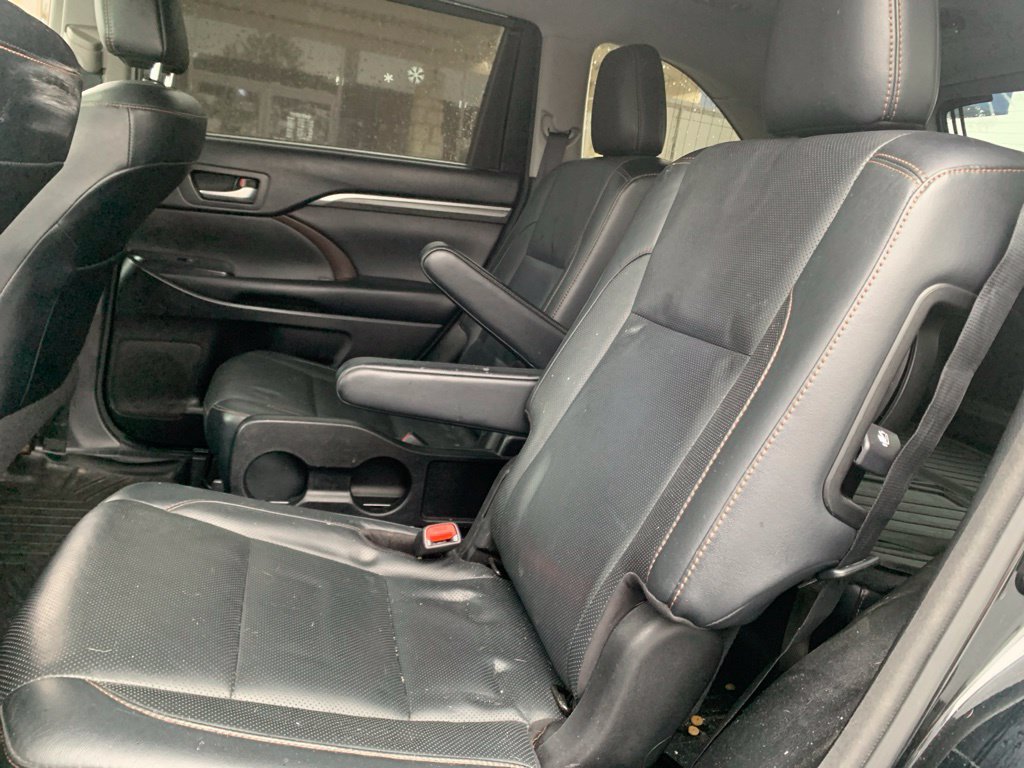 Used 2018 Toyota Highlander Limited w/ Protection Package #3 AWD/4WD image 30