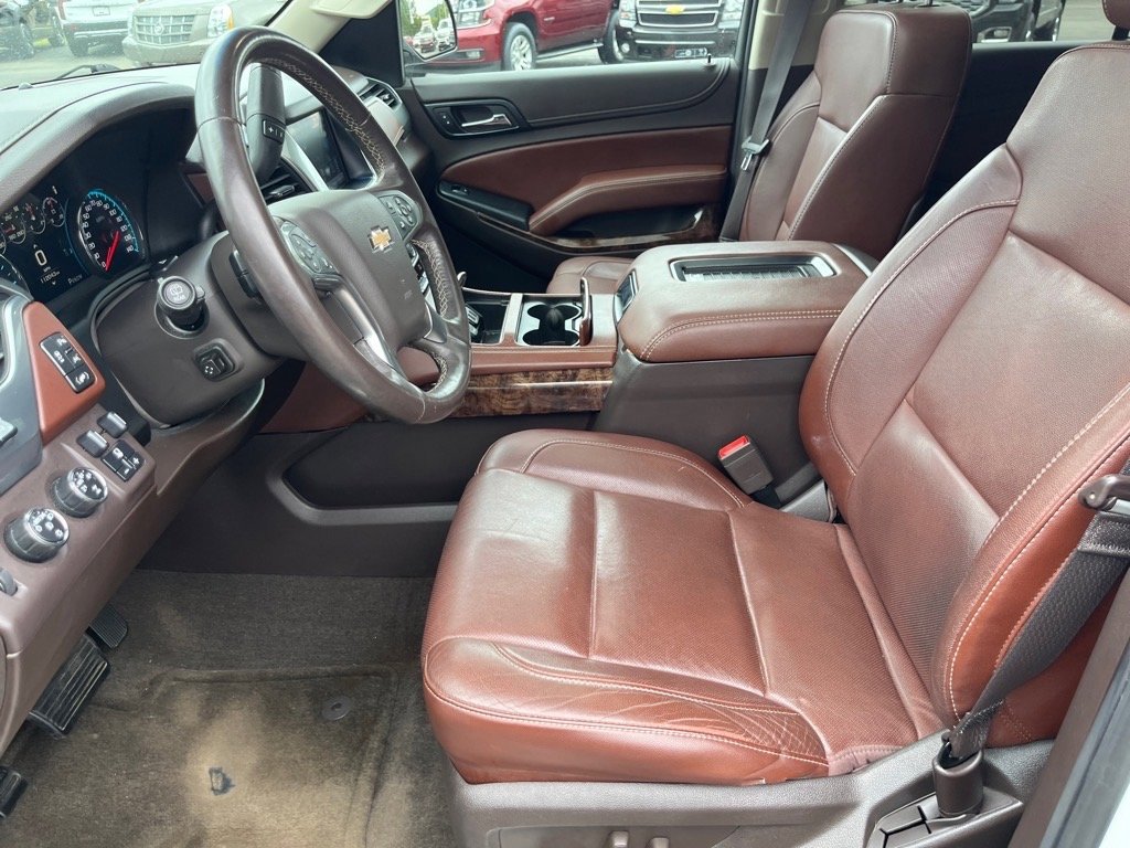 Used 2016 Chevrolet Suburban LTZ image 5