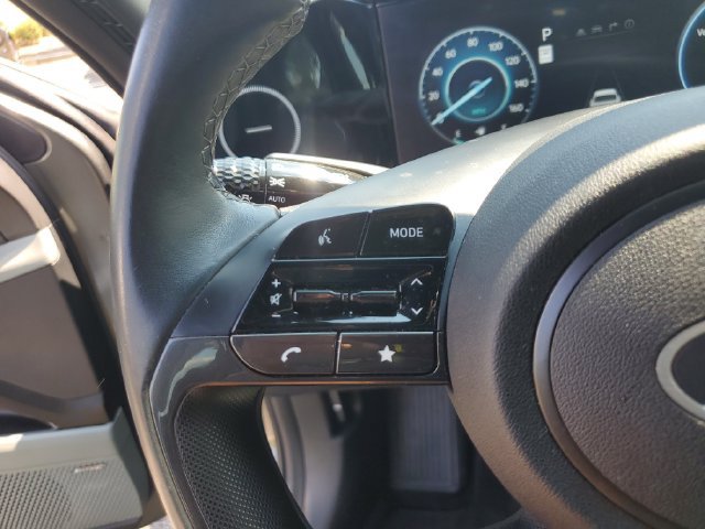 Used 2024 Hyundai Elantra Limited FWD image 28