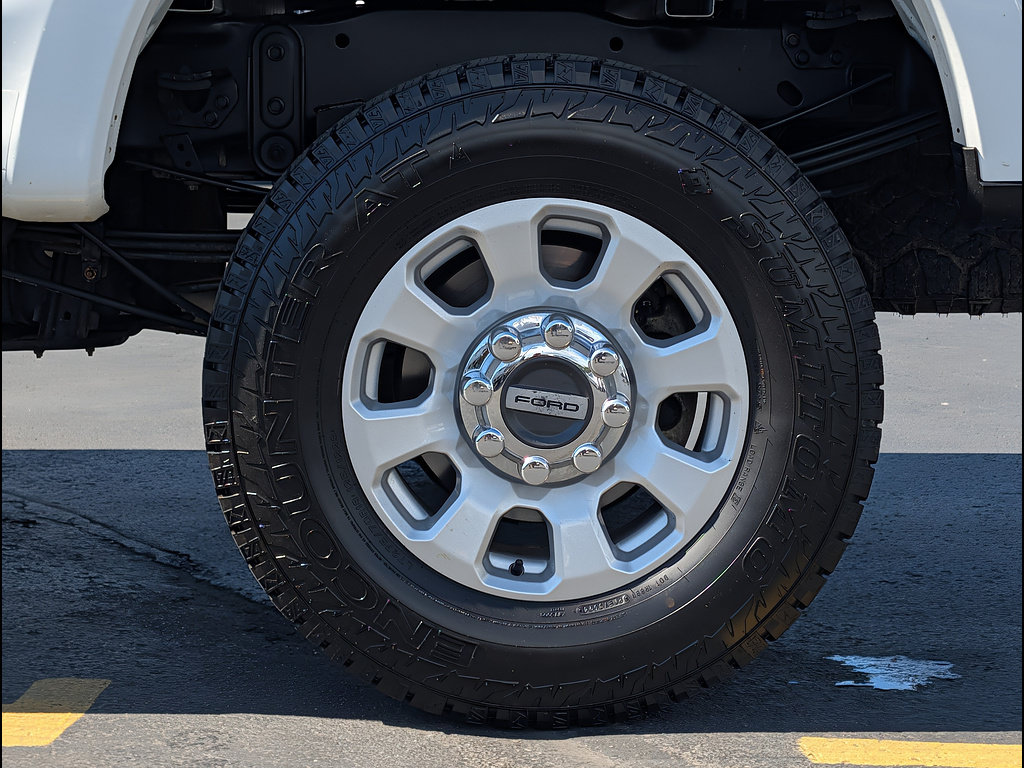 Used 2019 Ford F350 XLT w/ XLT Value Package AWD/4WD image 12