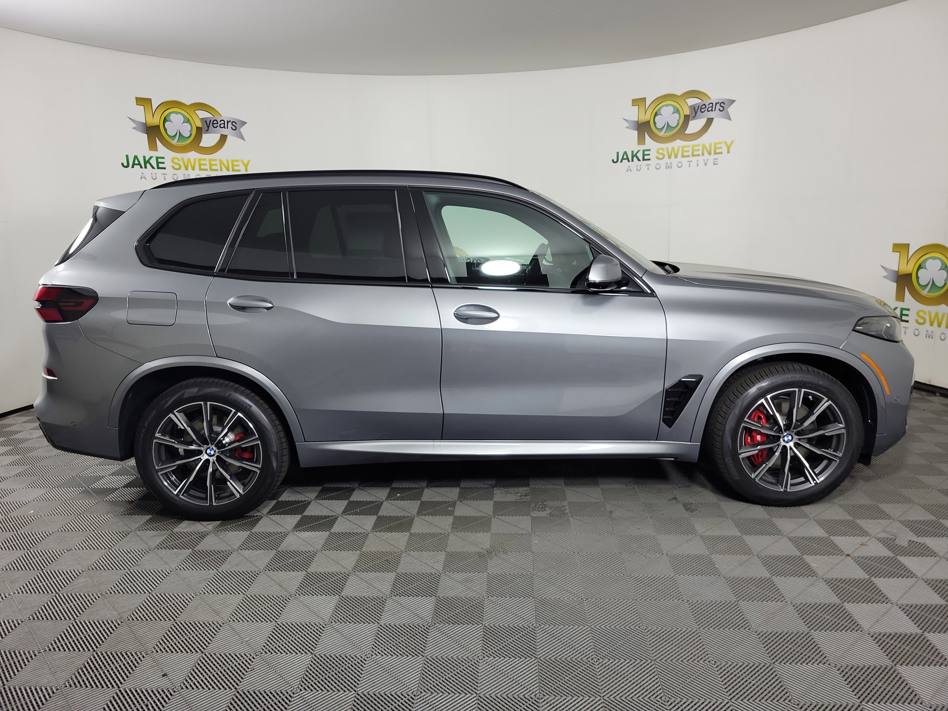 New 2026 BMW X5 xDrive40i w/ M Sport Package image 8