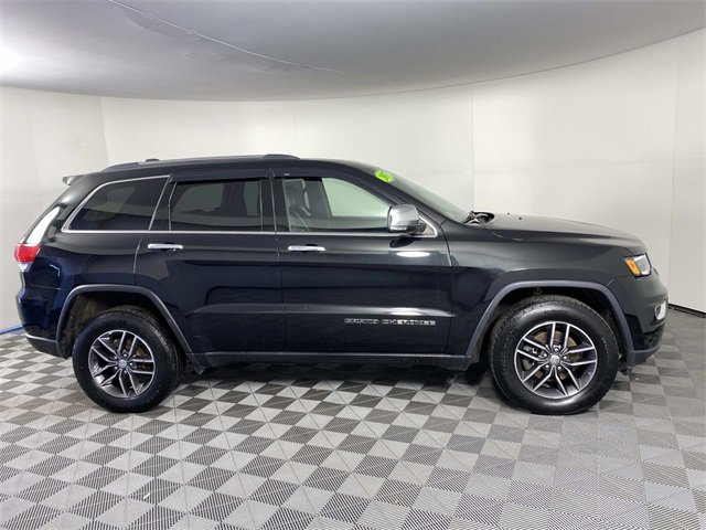Used 2017 Jeep Grand Cherokee Limited w/ Luxury Group II image 10