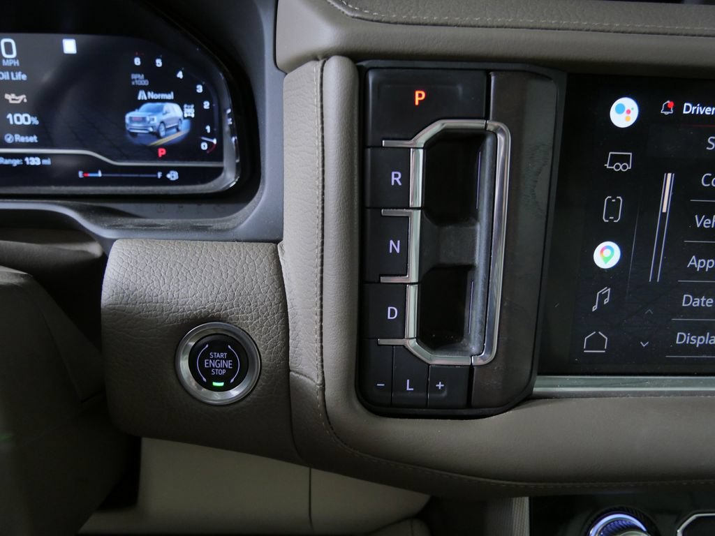 Used 2022 GMC Yukon XL Denali AWD/4WD image 25