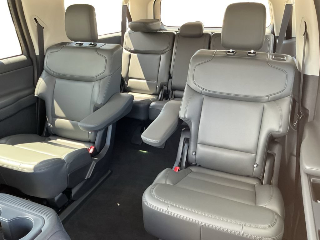 New 2026 Ford Expedition Max Active RWD image 31