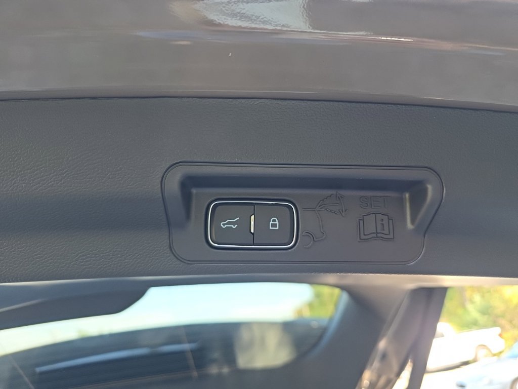 New 2026 Ford Explorer Tremor w/ Tremor Convenience Package AWD/4WD image 31