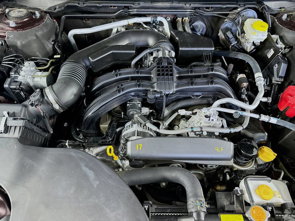 Certified 2025 Subaru Outback Limited AWD/4WD image 38