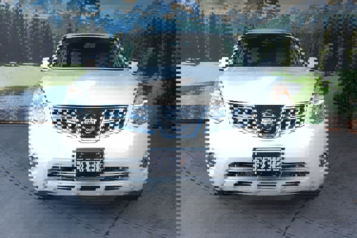 Used 2013 Nissan Rogue S w/ Special Edition Pkg image 2