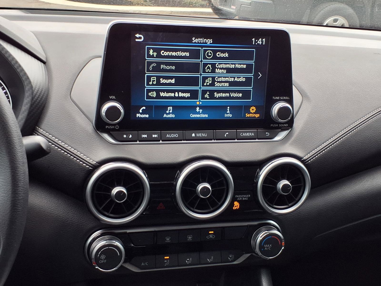 Used 2025 Nissan Sentra SV image 15