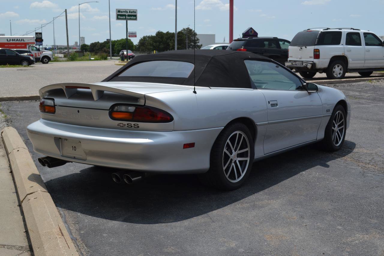 Used 2002 Chevrolet Camaro Z28 w/ SS Performance/Appearance Pkg image 52