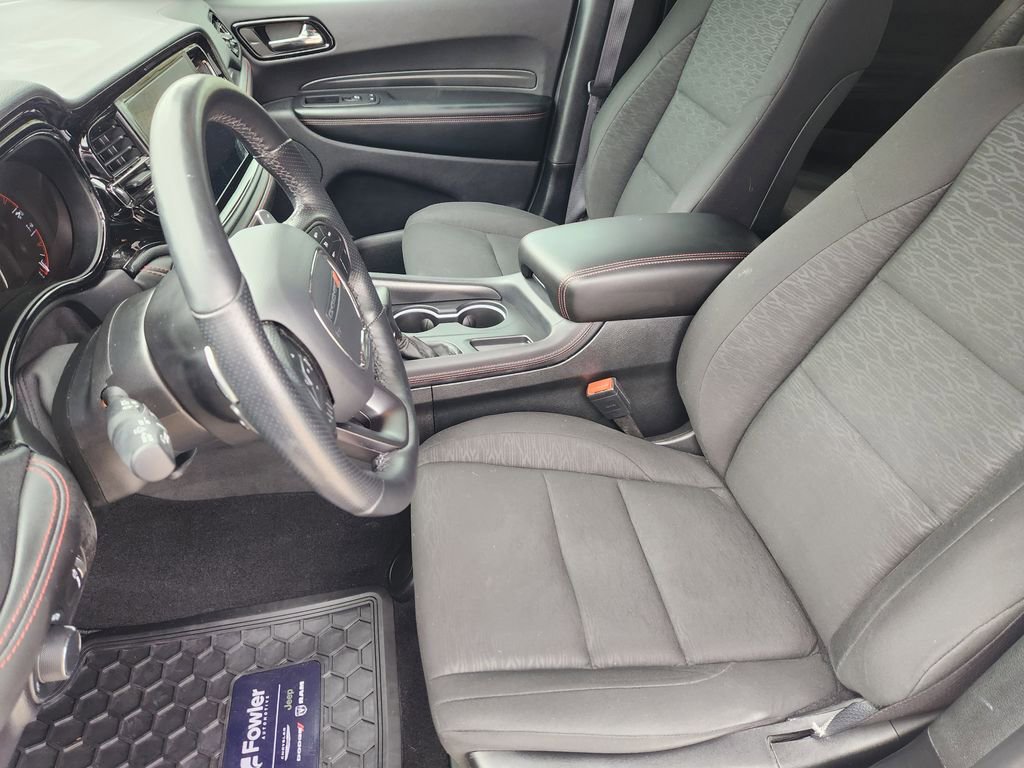 Used 2025 Dodge Durango GT w/ Blacktop Package AWD/4WD image 14