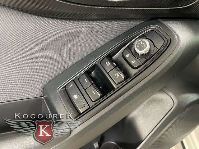 Used 2023 Subaru Crosstrek 2.0i Premium image 19