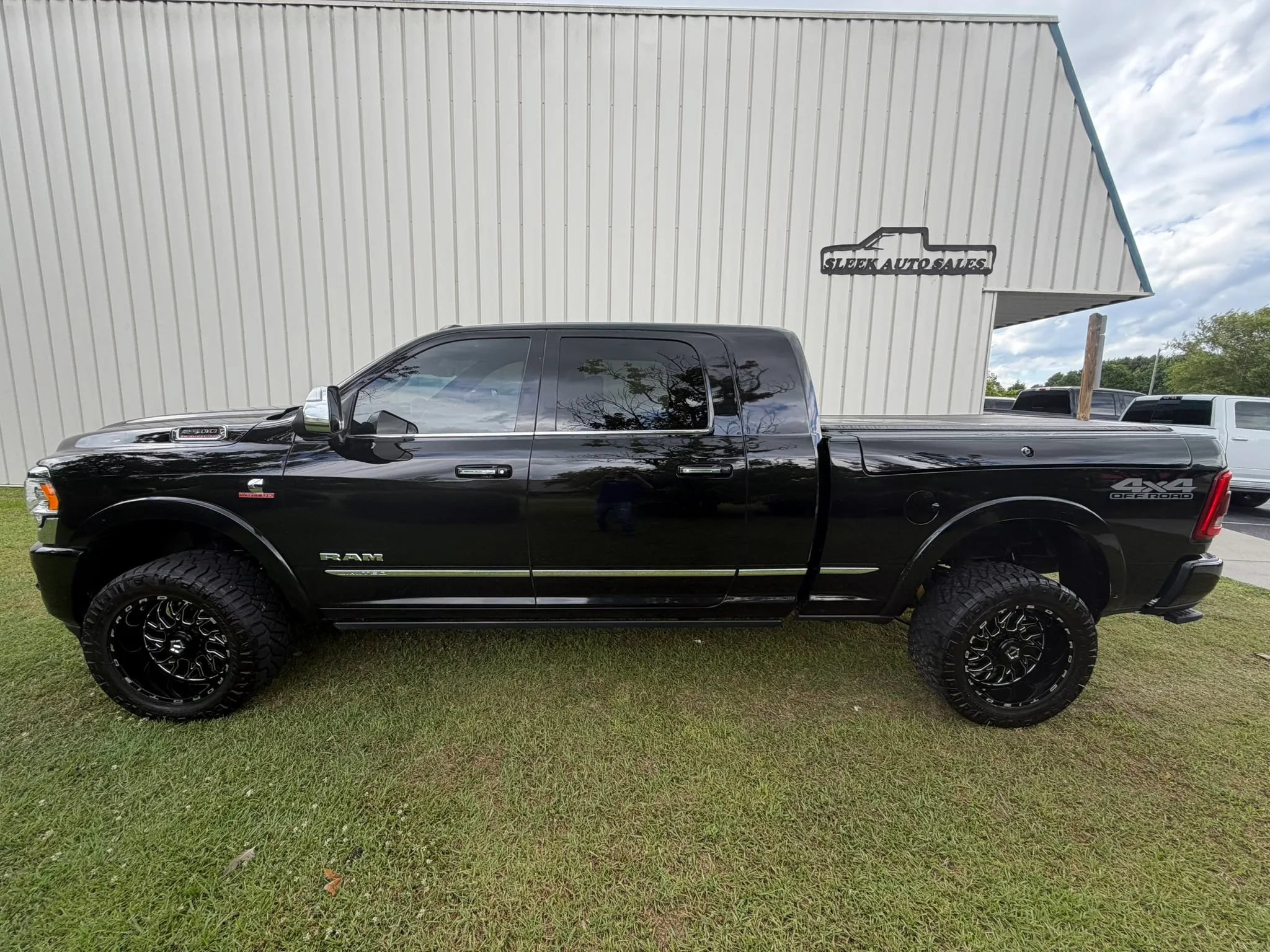 Used 2019 RAM 2500 Limited AWD/4WD image 7