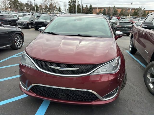 Used 2019 Chrysler Pacifica Limited w/ Advanced Safetytec Group image 7