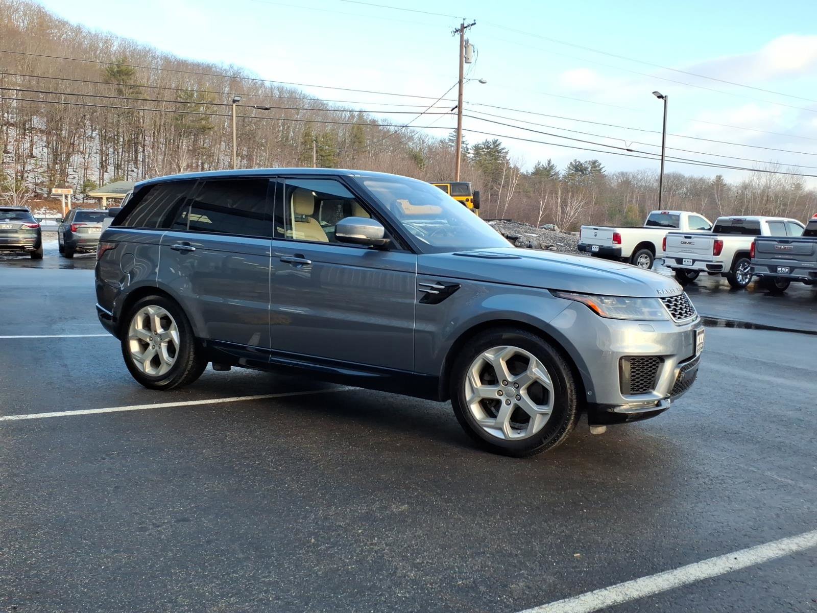 Used 2018 Land Rover Range Rover Sport HSE image 2