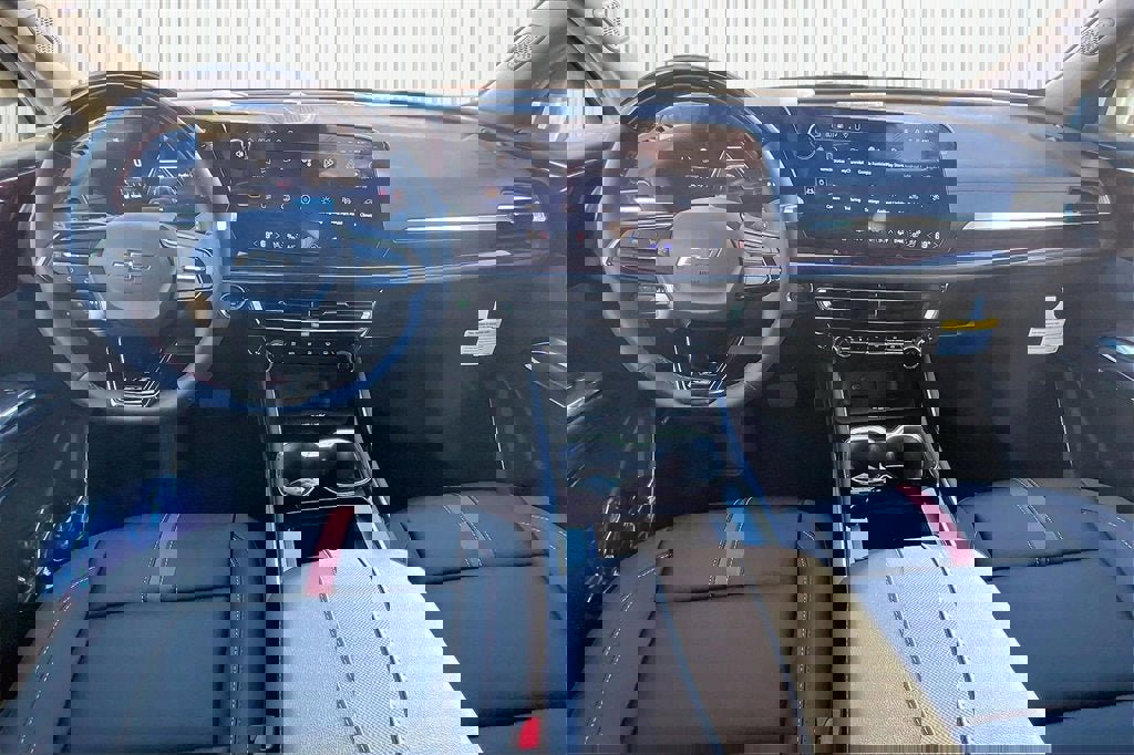 New 2026 Chevrolet Traverse RS image 2