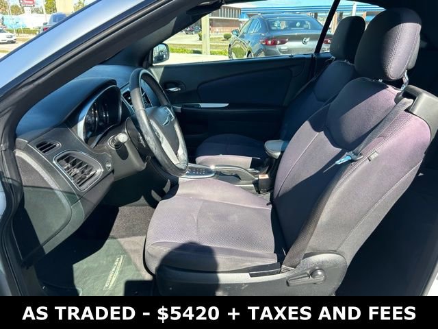 Used 2013 Chrysler 200 Touring image 14