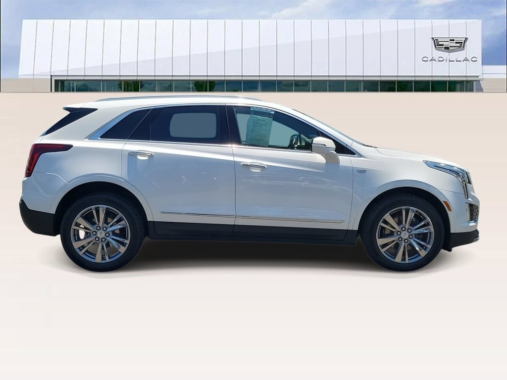 Certified 2024 Cadillac XT5 Premium Luxury FWD image 9