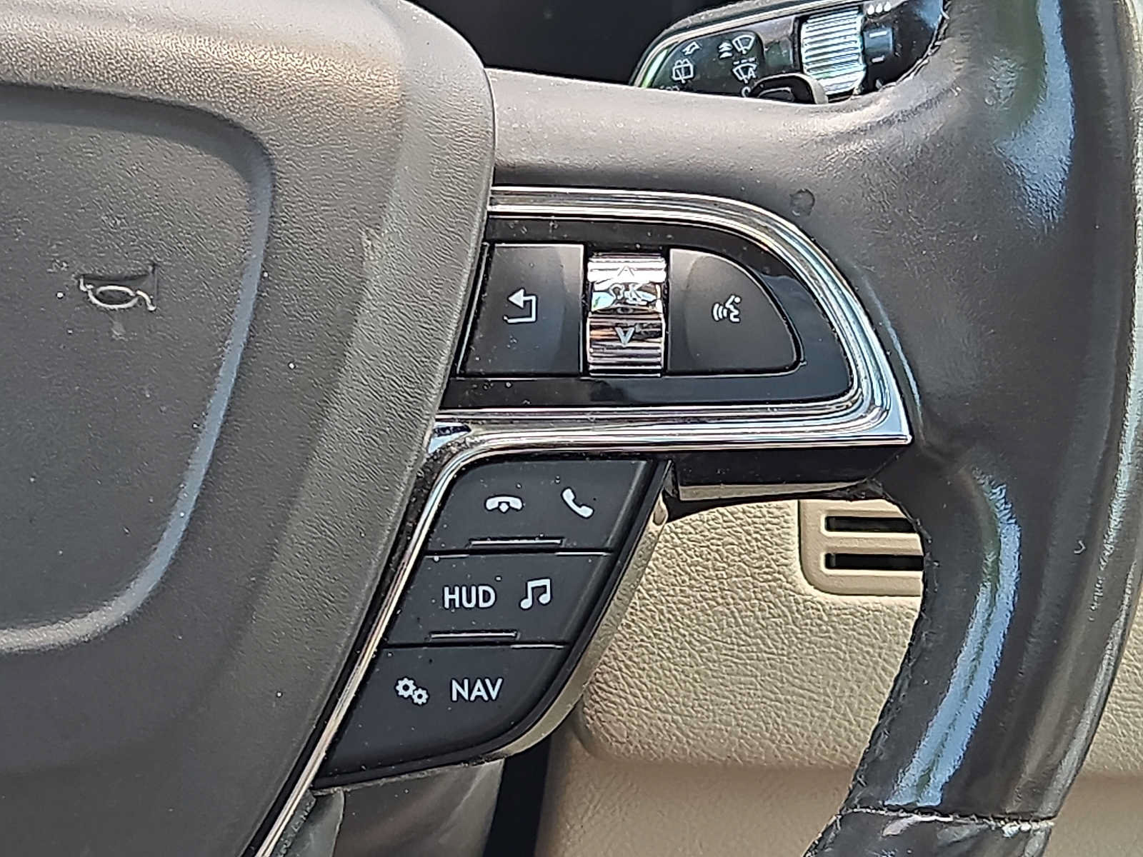 Used 2020 Lincoln Navigator Reserve w/ Luxury Package AWD/4WD image 22