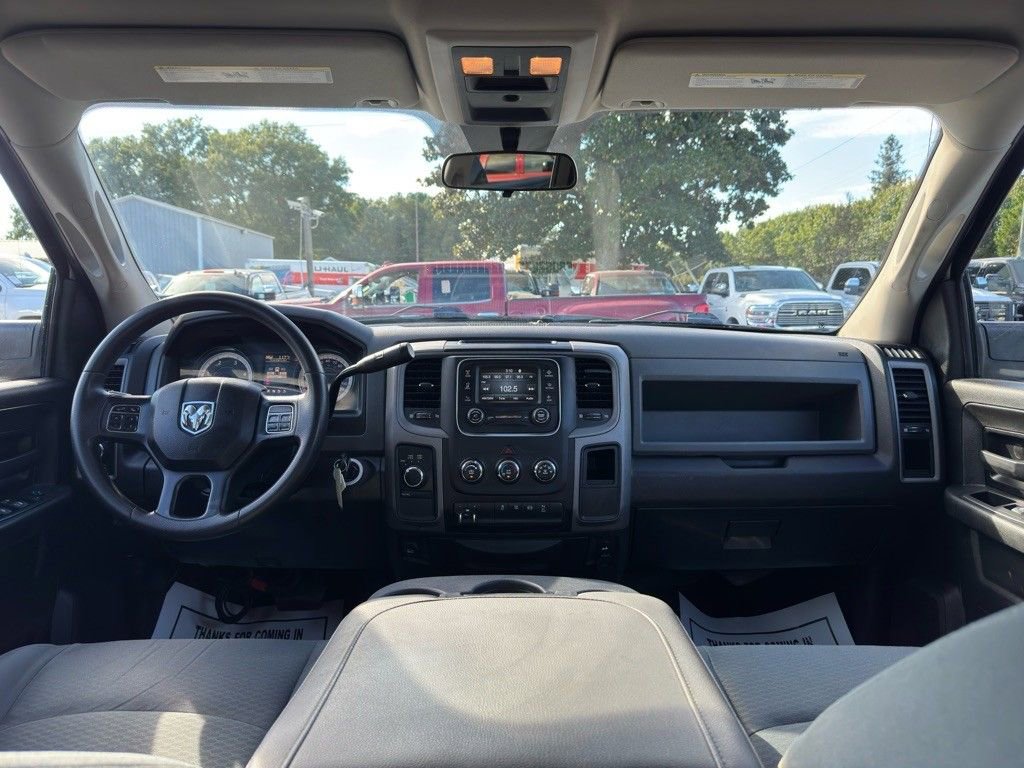 Used 2018 RAM 2500 Tradesman w/ Chrome Appearance Group image 23