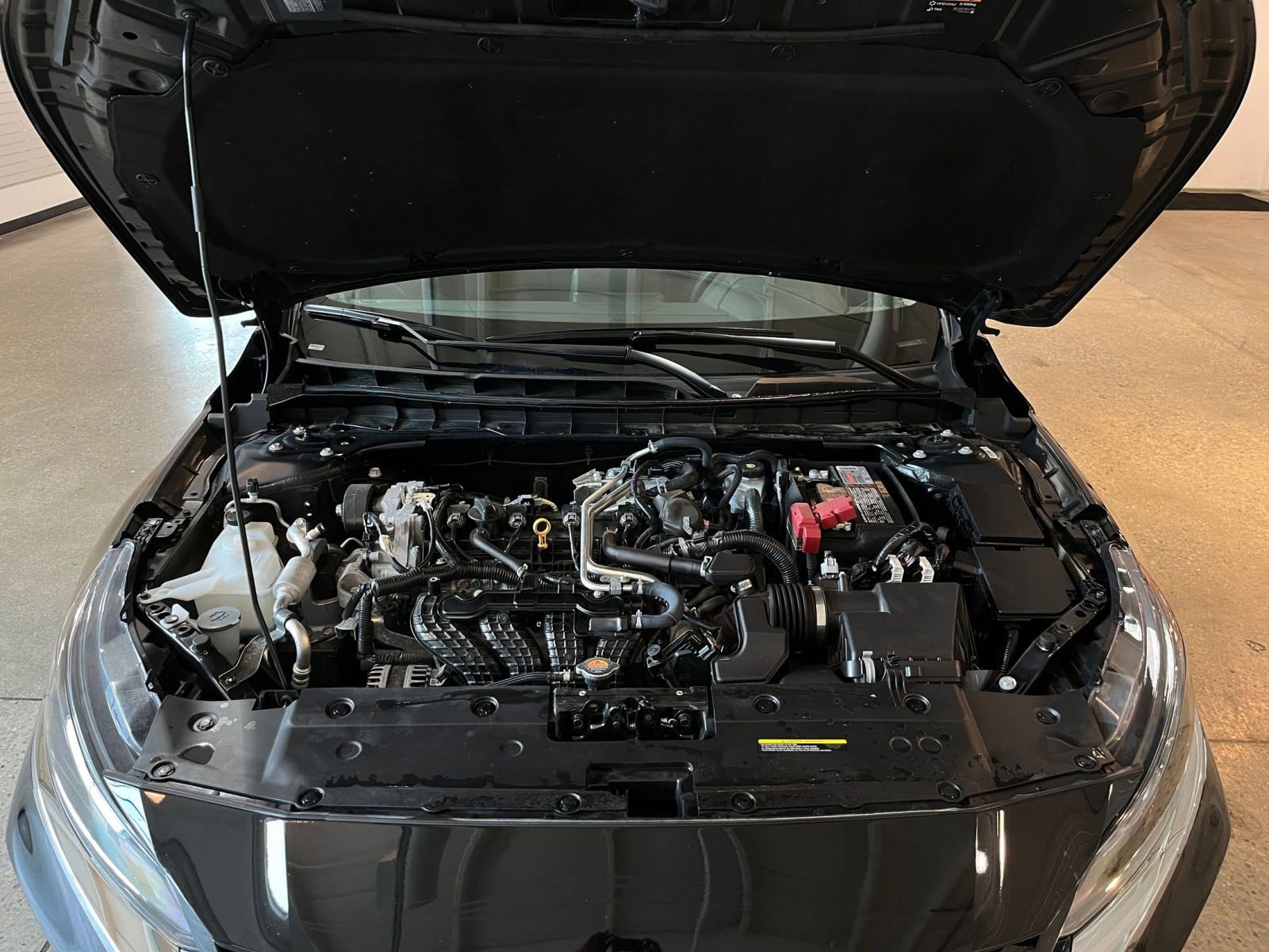 Used 2025 Nissan Altima 2.5 SV image 31