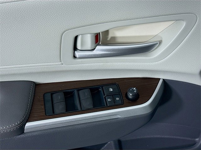 Certified 2023 Toyota Sienna XLE image 17