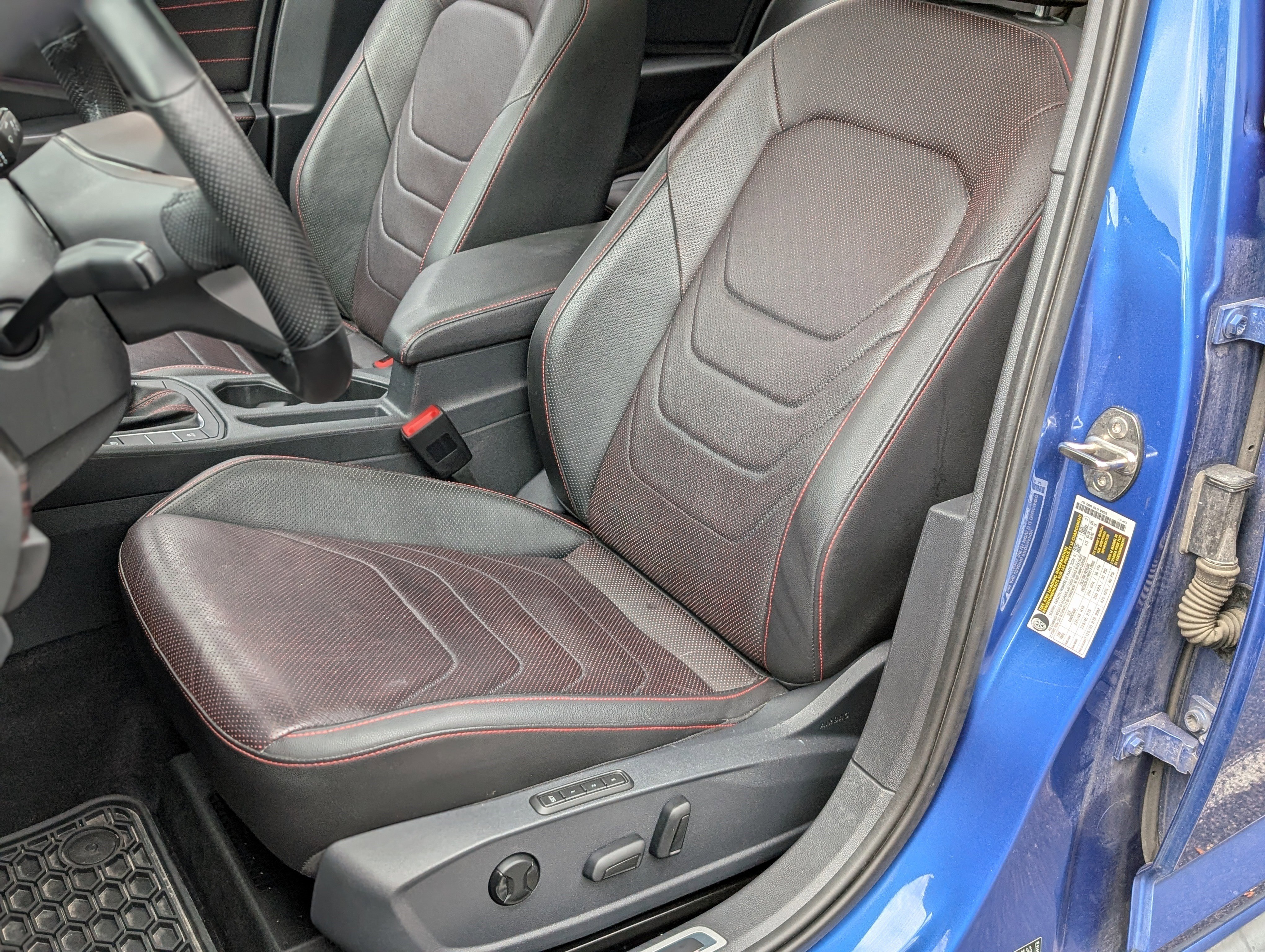 Used 2022 Volkswagen Jetta GLI Autobahn image 17