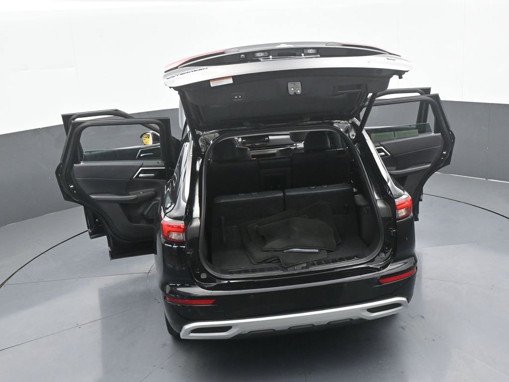 Used 2022 Mitsubishi Outlander SE image 74