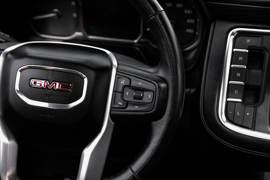 Used 2021 GMC Yukon XL SLT w/ SLT Premium Package image 15